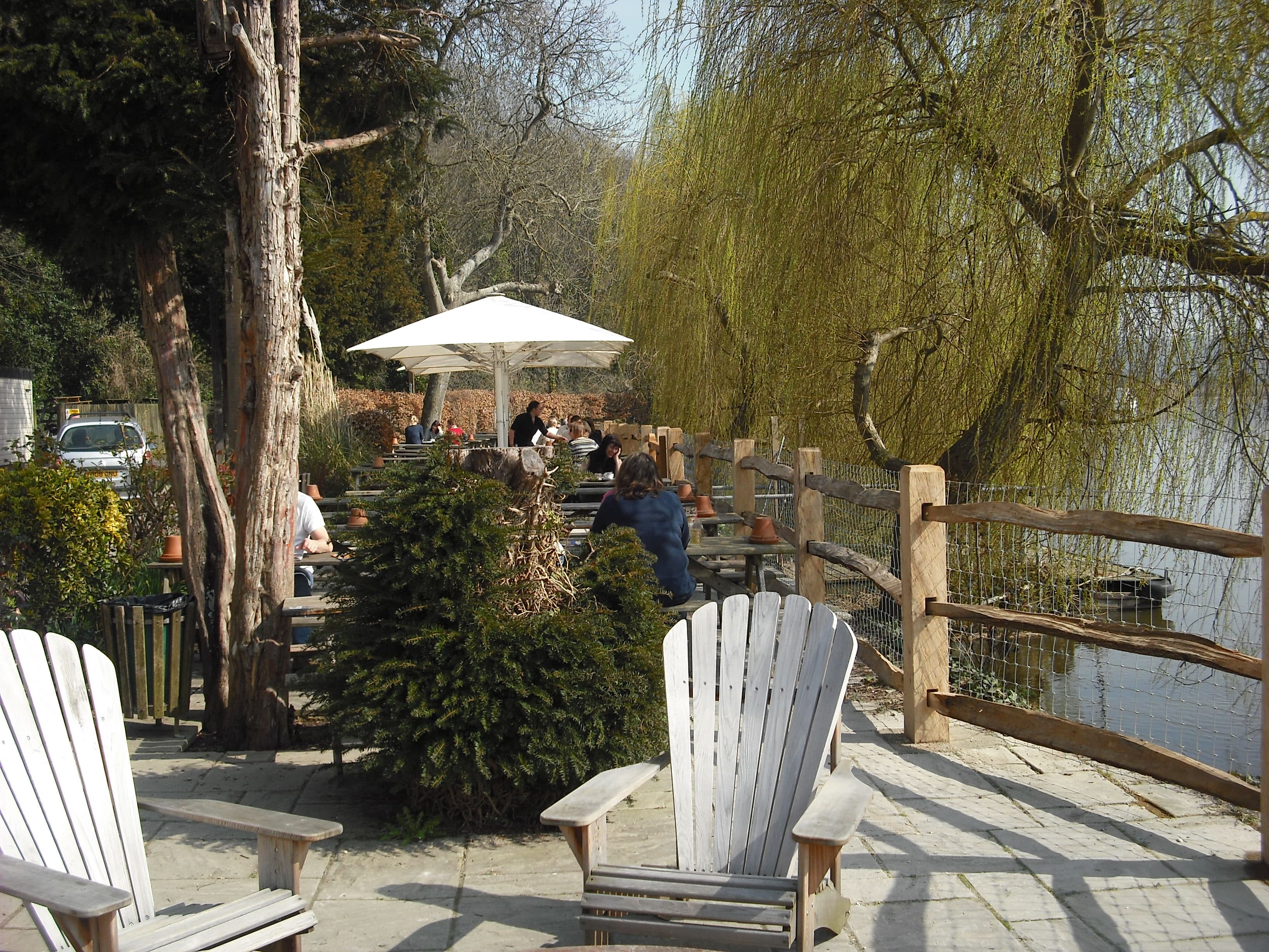 Winterborne Zelston Fencing 2-3 Rail Cleft Fencing