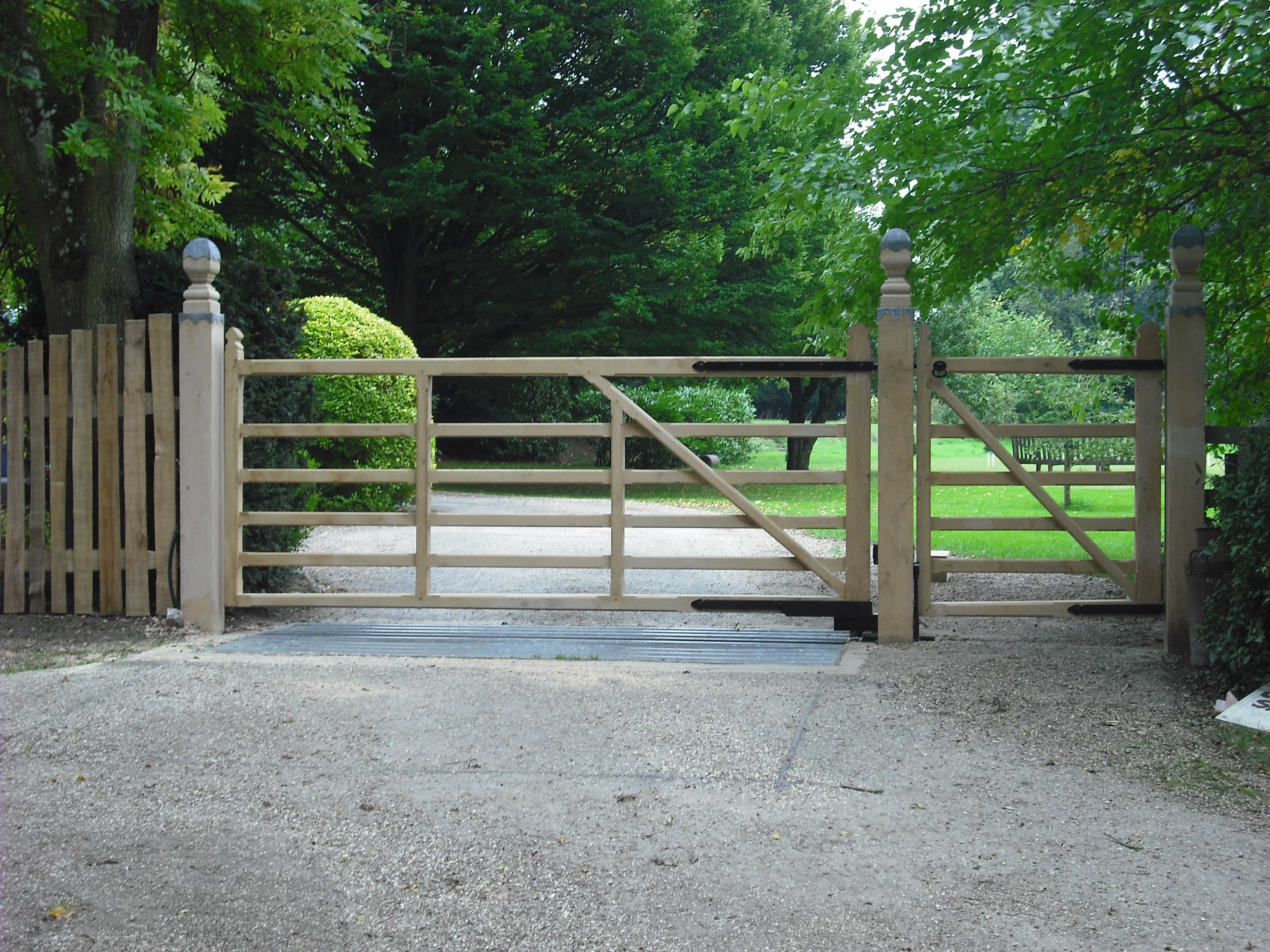 Winterborne Zelston Fencing Gates