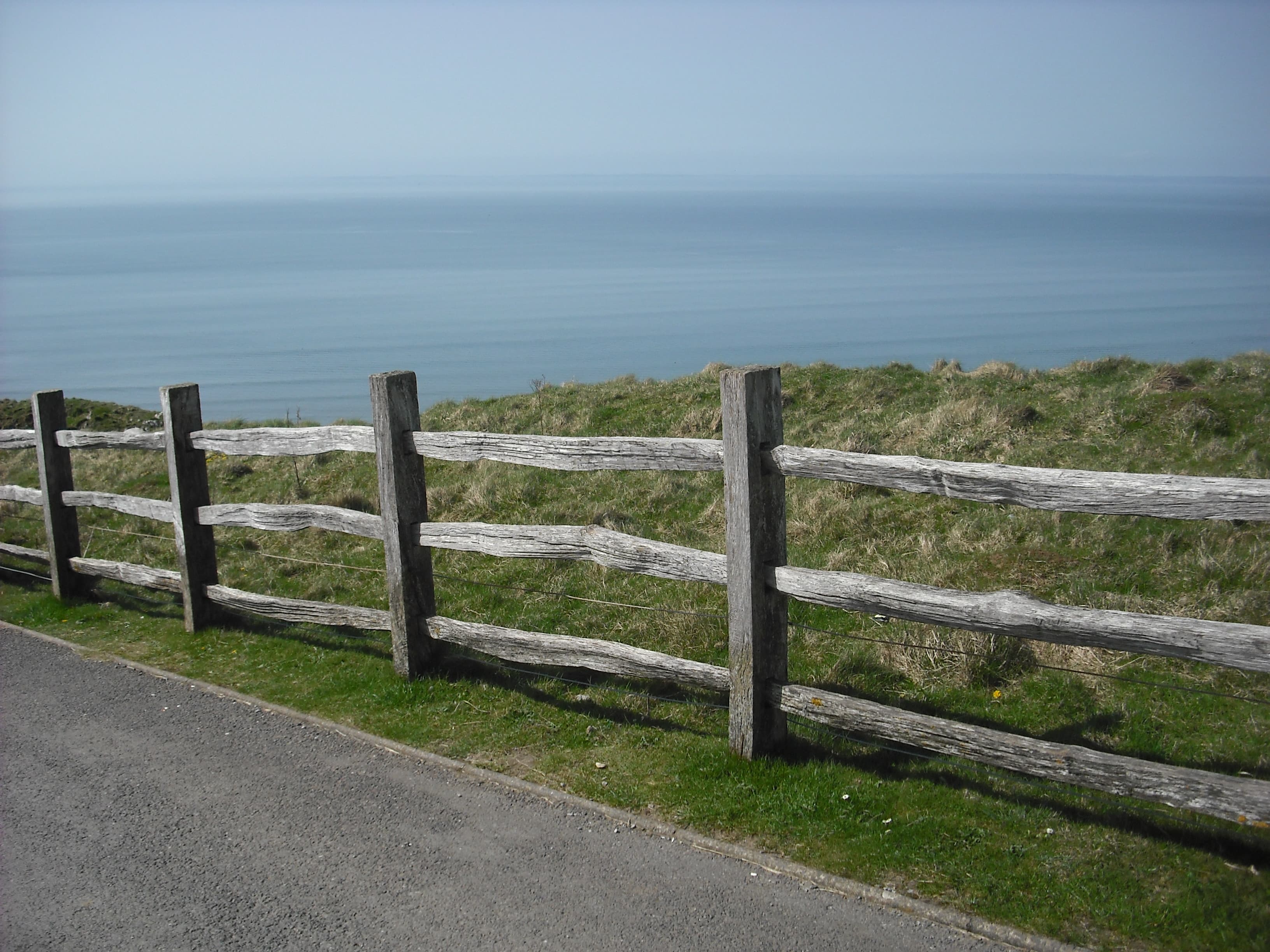 Winterborne Zelston Fencing 2-3 Rail Cleft Fencing
